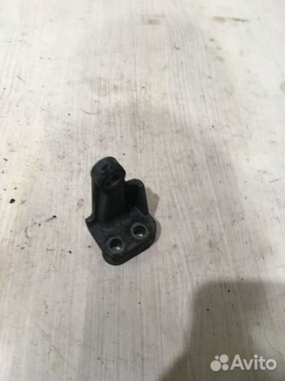 Кронштейн крепление двигателя BMW 3Е 36 Е46 М43