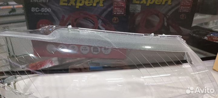 Стекло фары Volkswagen Passat B6 2005-2010