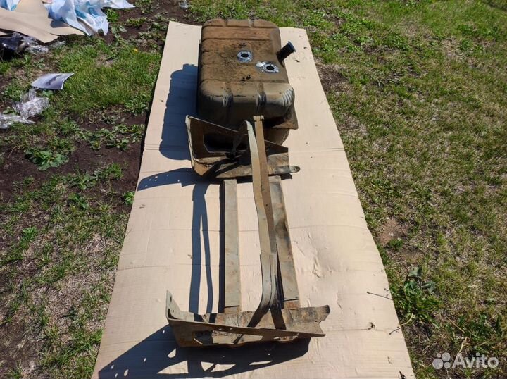 Топливный бак на Газон некст (Газель, Валдай)