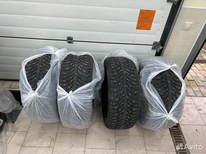 Nokian Tyres Hakkapeliitta 9 SUV 255/50 R19