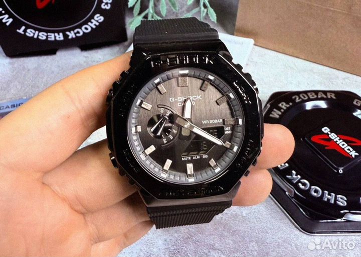 Часы Casio G-Shock GM-2100