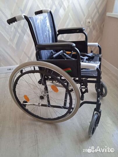 Инвалидная коляска новая
