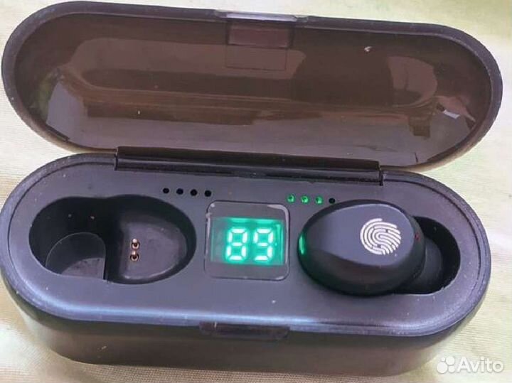 Блютуз наушник