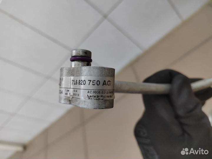 Трубка кондиционера VW Touareg GP 7L6820750AG