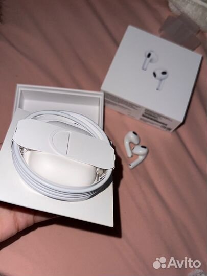 Наушники airpods правый и левый + кабель USB-S