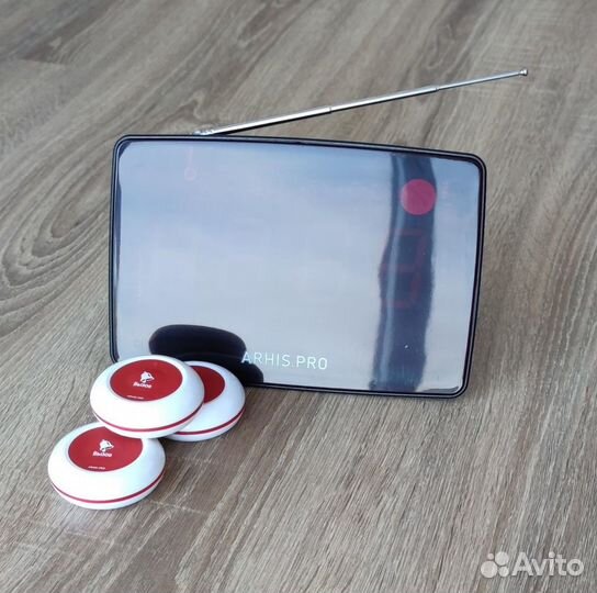 Кнопка вызова персонала и табло, часы, усилитель