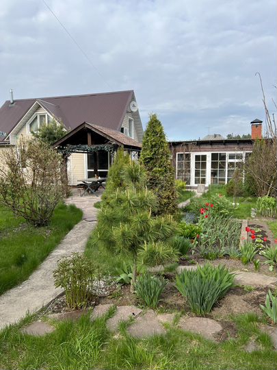 Дом 140 м² на участке 6 сот.