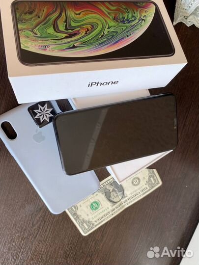 iPhone Xs Max, 64 ГБ