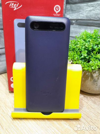 М.22141 Телефон Itel it5615