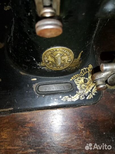 Швейная машина Singer