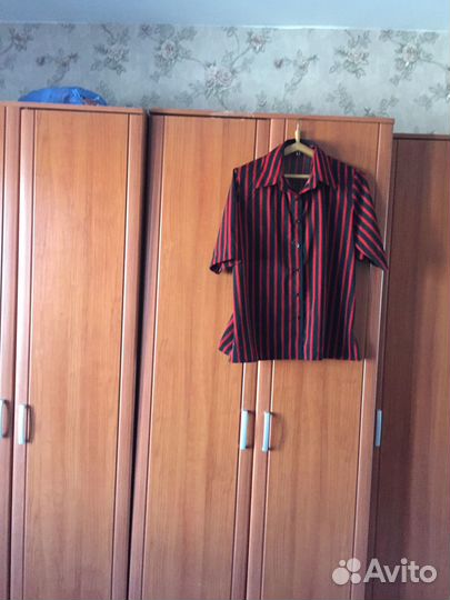 Кофточка из плотного шелка 52размер