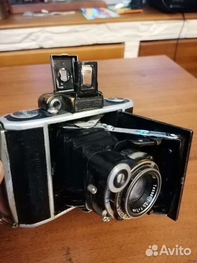 Старый фотоаппарат гармошка