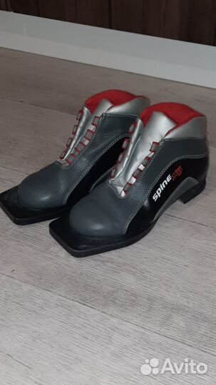 Лыжные ботинки 33р
