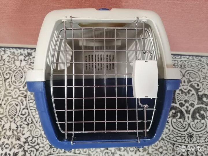 Переноска для животных пластиковая