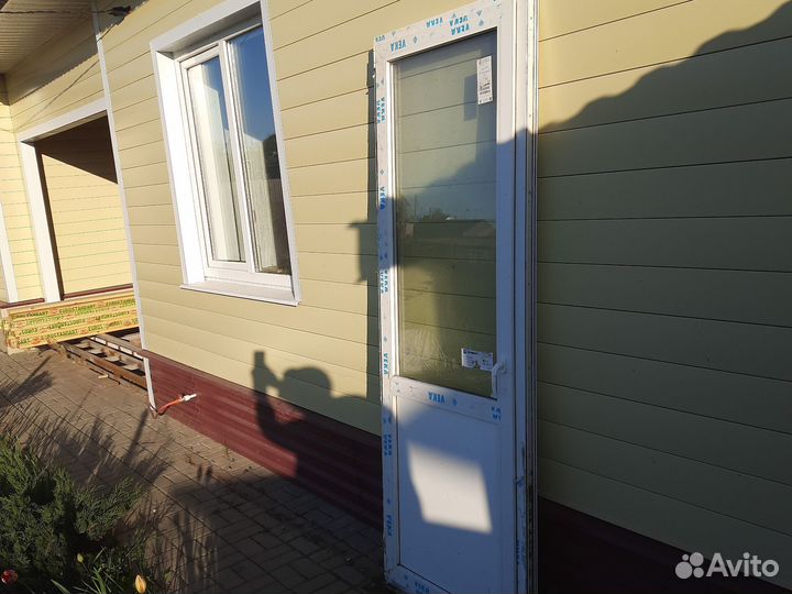 Пластиковая дверь пвх бу