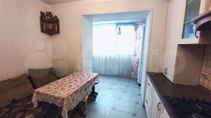 2-к. квартира, 54 м², 2/10 эт.