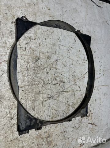 Диффузор вентилятора Audi 100/A6 C4 2.3