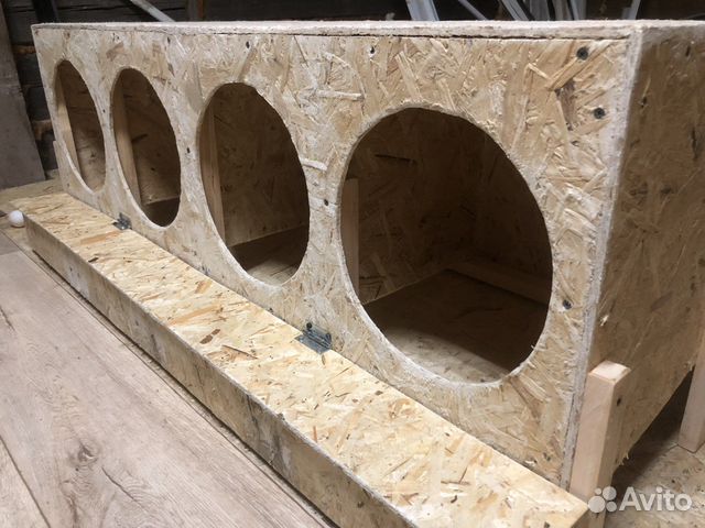 Гнездо для кур с яйцесборником