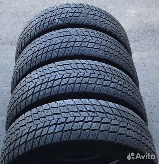Roadstone Winguard SUV 225/55 R18