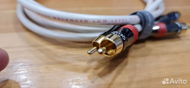 Qed qunex 2 RCA кабель 2 по 1 метру