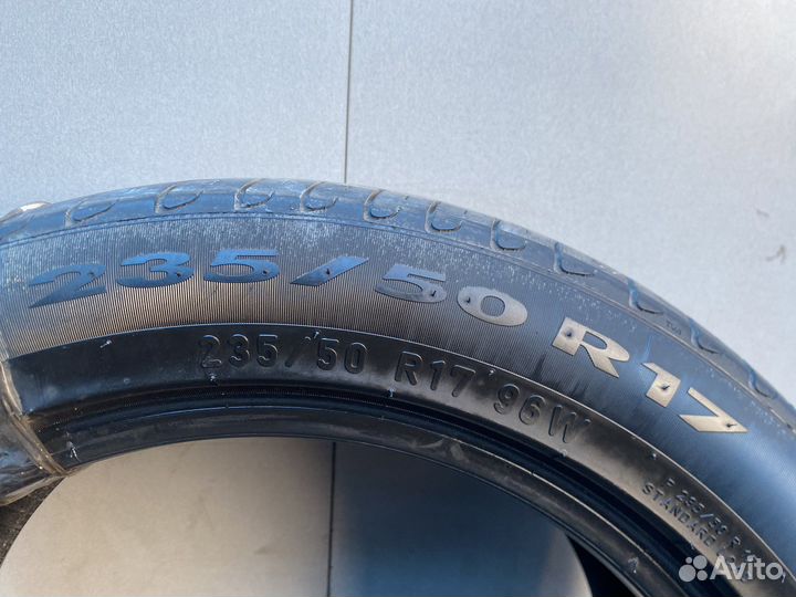 Pirelli Cinturato P7 235/50 R17