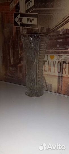 Хрустальная ваза