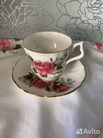 Чашка с блюдцем