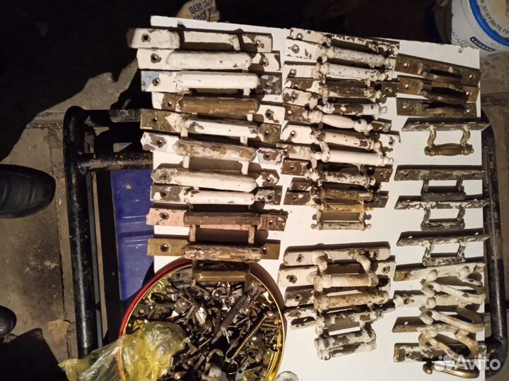 Оконные ручки старинные