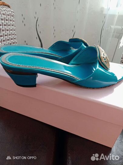 Шлепанцы женские 38