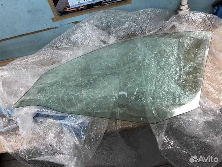 Стекло передней левой двери Almera Classic 06-13