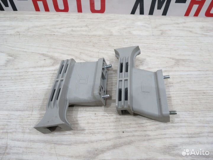 Направляющая стекла двери Kia Rio 4