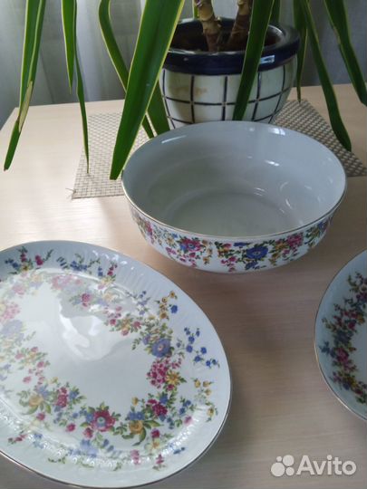 Посуда из фарфорового сервиза Ylmenau 1777 ГДР