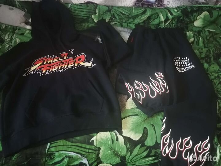 Спортивный костюм новый