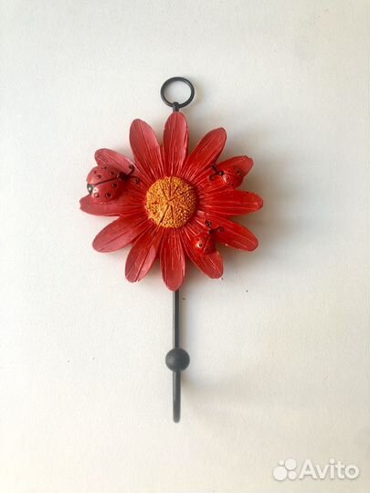 Крючок настенный