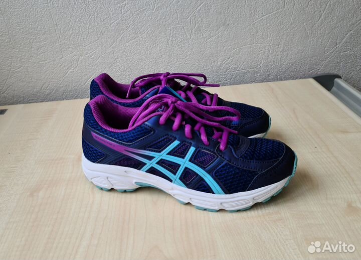 Кроссовки детские Asics р.35.5 EU (22.2 см) не б/у