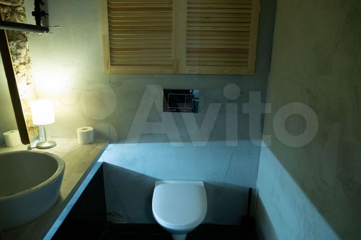 Комната 13 м² в 7-к., 1/6 эт.