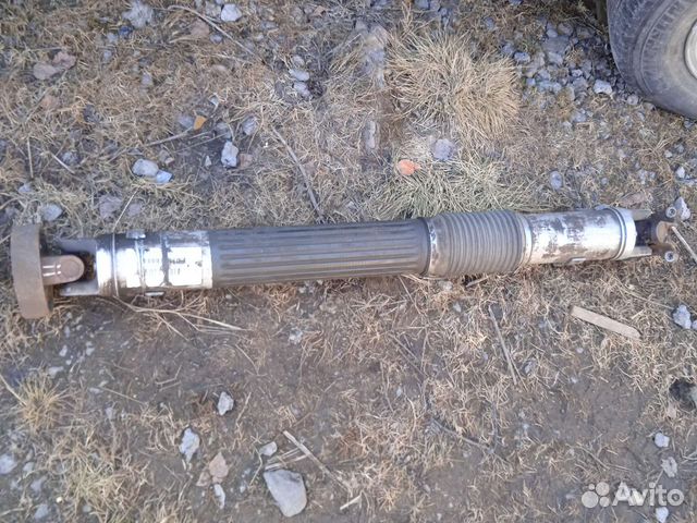 Вал карданный задний Grand Cherokee (WH/WK)