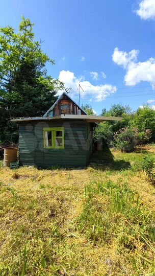 Дача 20 м² на участке 8 сот.