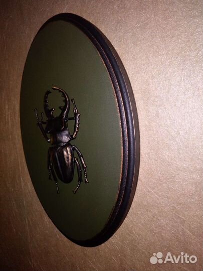 Панно на стену жук