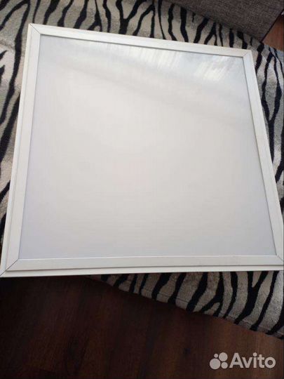 Светильник потолочный светодиодный