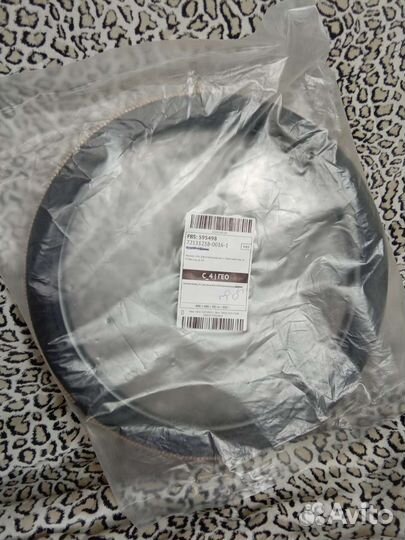 Оплетка на руль со стразами