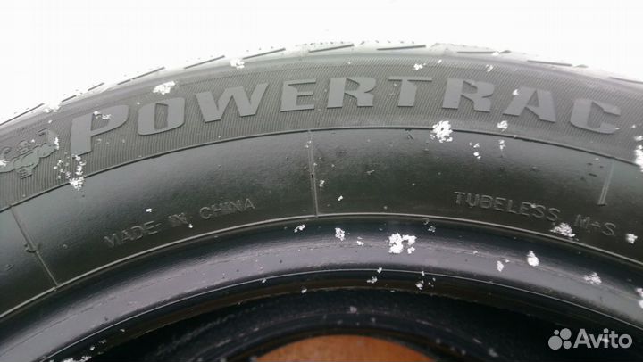 Powertrac Snowtour 215/55 R17