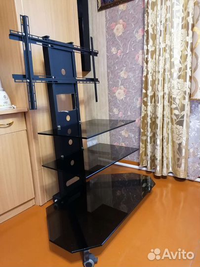 Подставка для телевизора