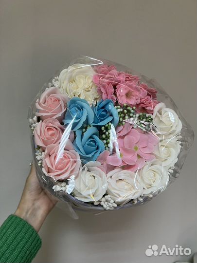 Букеты из мыльных роз