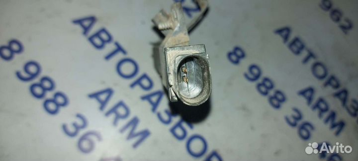 Антенна датчика давления шин на Volkswagen Phaeton