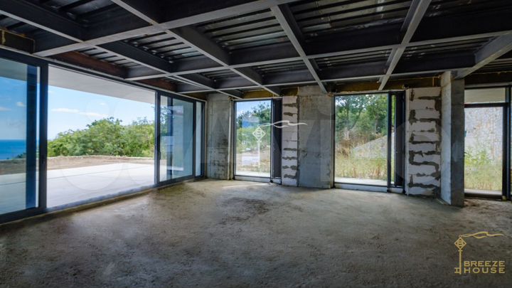 Дом 308 м² на участке 6 сот.