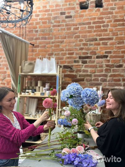 Цветочный мастер класс с сезонной флористикой