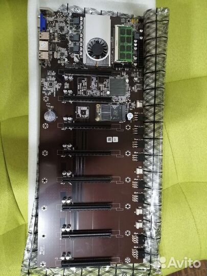 Материнская плата для майнинга