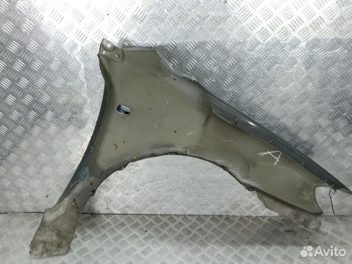 Крыло Toyota Corolla E12 (2001-2006)