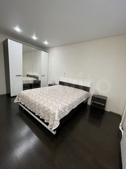 3-к. квартира, 85 м², 2/10 эт.